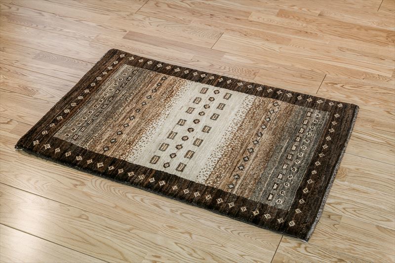 ガゼニ・ラハットのサイズと価格|ウール 手織り 絨毯 ラグ カーペット 